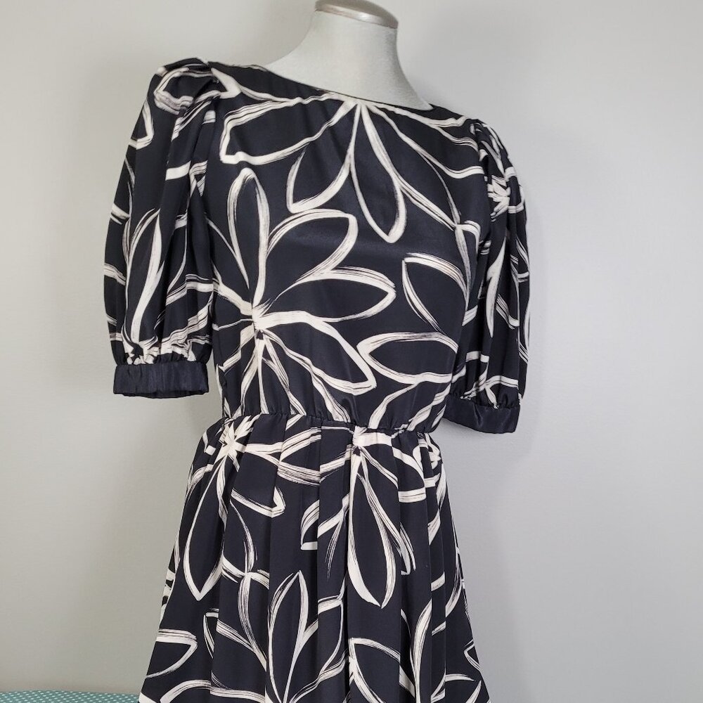 Vintage Black floral tea dress 1980s retro floral dress
